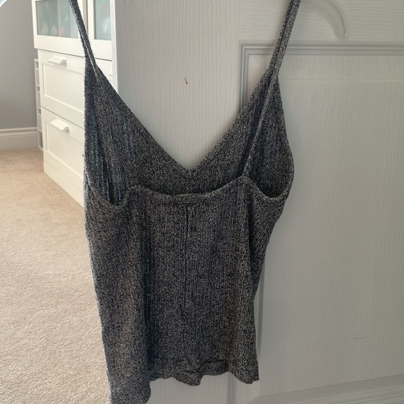 brandy Melville tank top - Picture 4 of 5